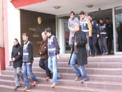 Belge sahteciliğinde 6 tutuklama